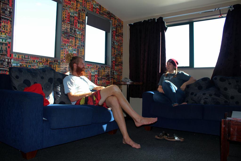 Fox Glacier Pod Hostel & Inn Exterior photo